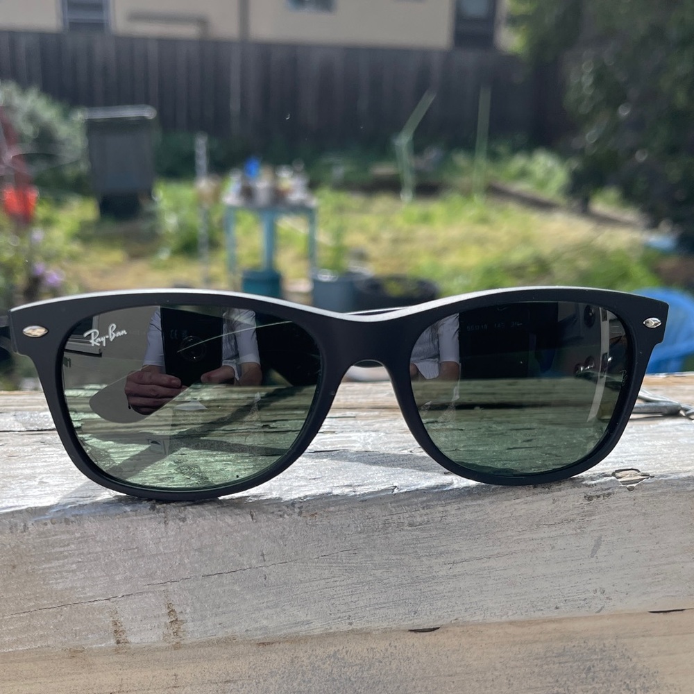 Ray-Ban Classic Black Sunglasses